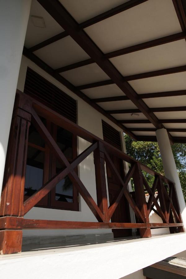 Surf Nest Hiriketiya Hotel ดิคเวลลา ภายนอก รูปภาพ