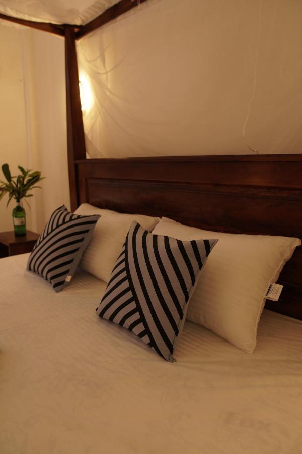 Surf Nest Hiriketiya Hotel ดิคเวลลา ภายนอก รูปภาพ
