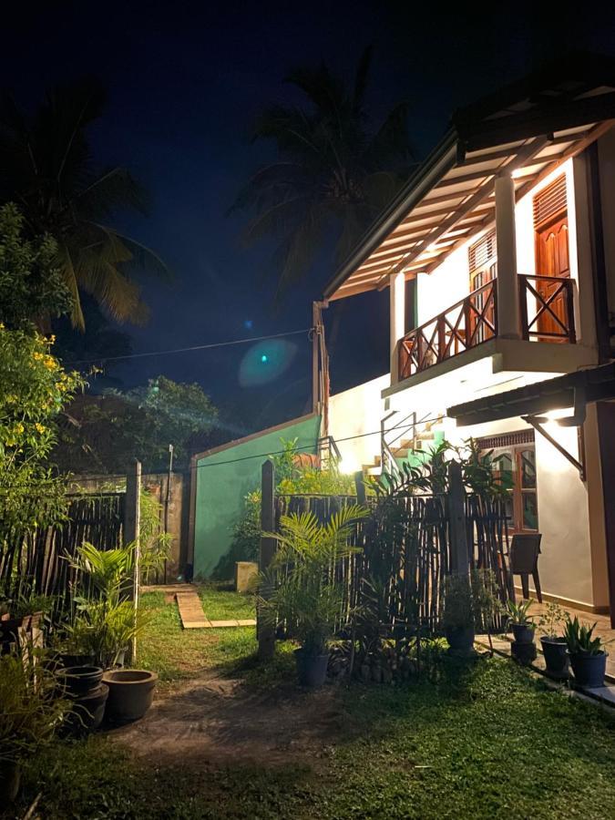 Surf Nest Hiriketiya Hotel ดิคเวลลา ภายนอก รูปภาพ